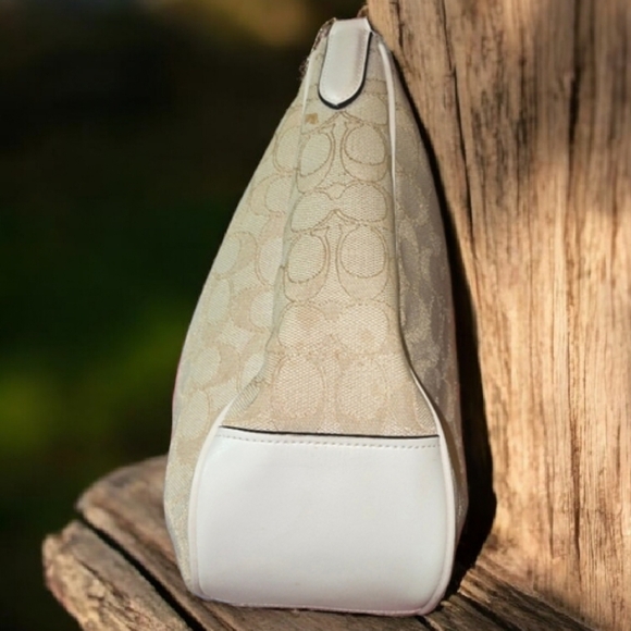 Coach Zip Top Shoulder Bag in Signature Canvas - Picture 3 of 10